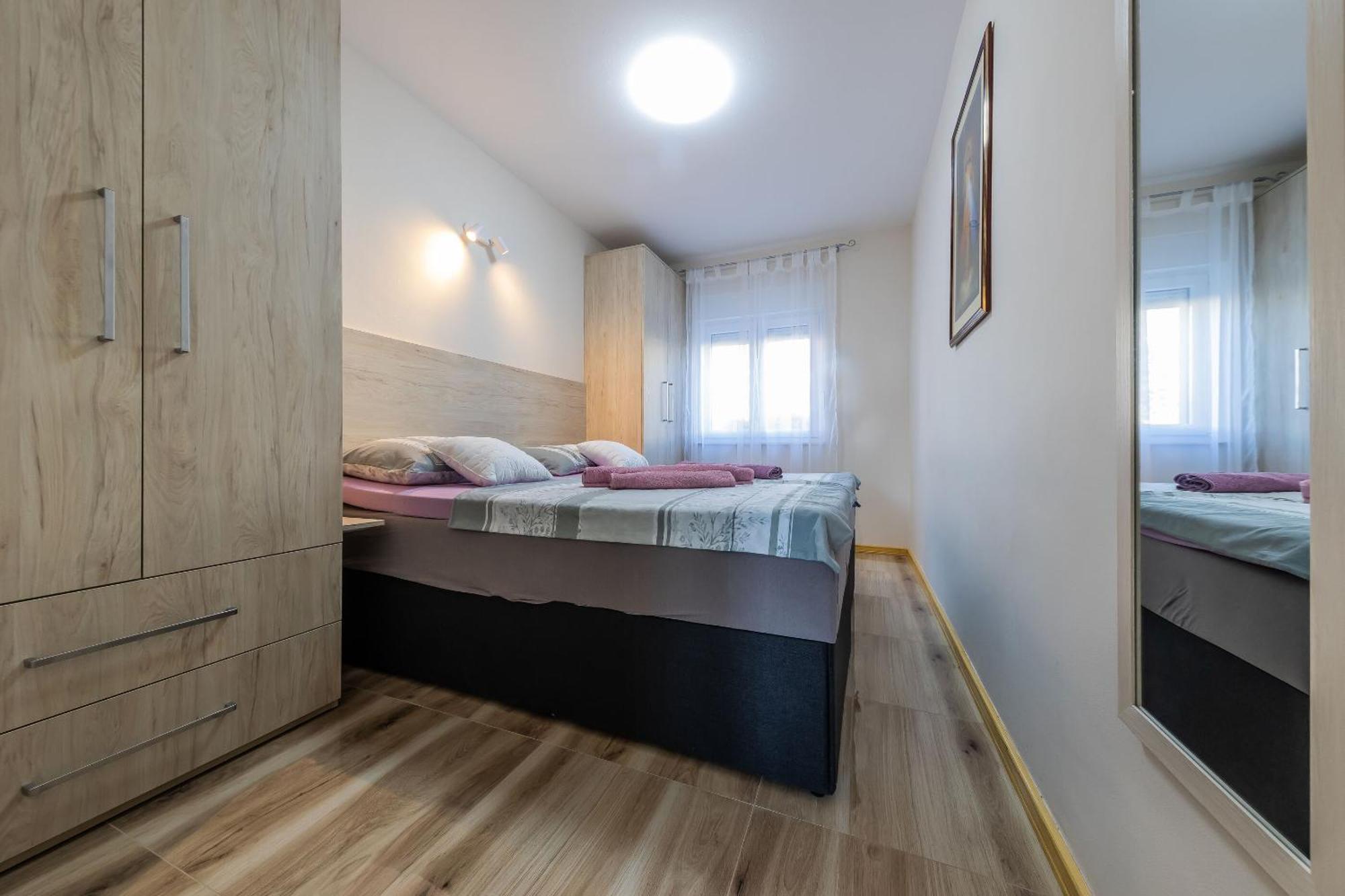 Apartment Monika Kaštela Eksteriør bilde